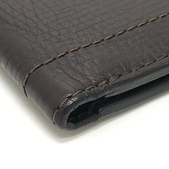 LOUIS VUITTON Utah Compact Wallet (No Coin Compartment) Passport Case - Picture 13 of 16